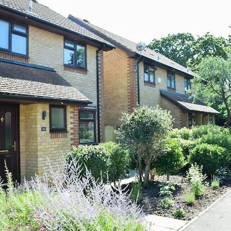 Beautiful 3 Bed Home In The Heart Of New Forest Hordle Ngoại thất bức ảnh