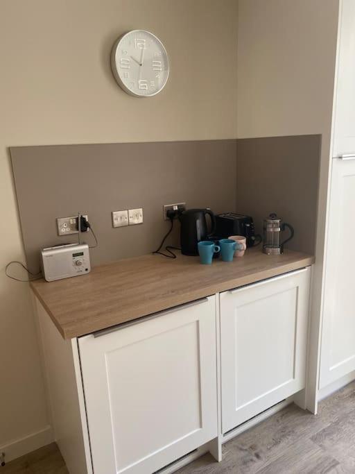 Beautiful 3 Bed Home In The Heart Of New Forest Hordle Ngoại thất bức ảnh