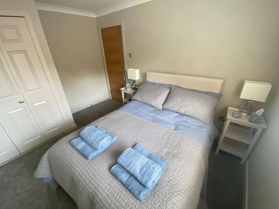 Beautiful 3 Bed Home In The Heart Of New Forest Hordle Ngoại thất bức ảnh