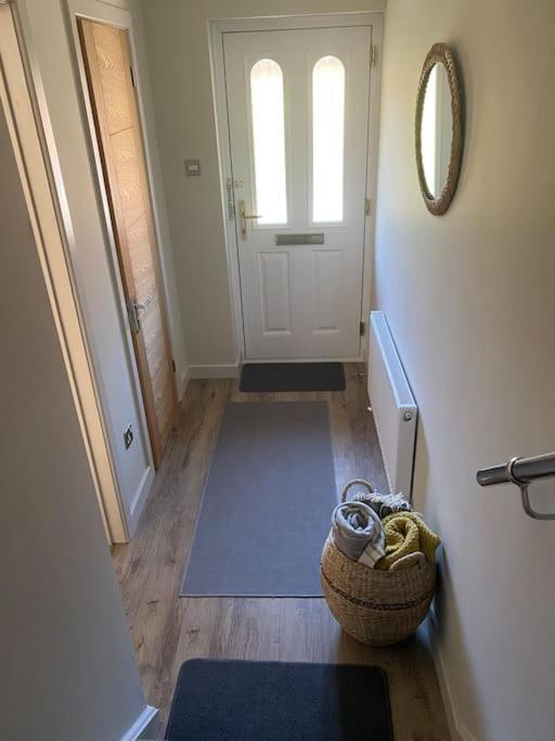 Beautiful 3 Bed Home In The Heart Of New Forest Hordle Ngoại thất bức ảnh